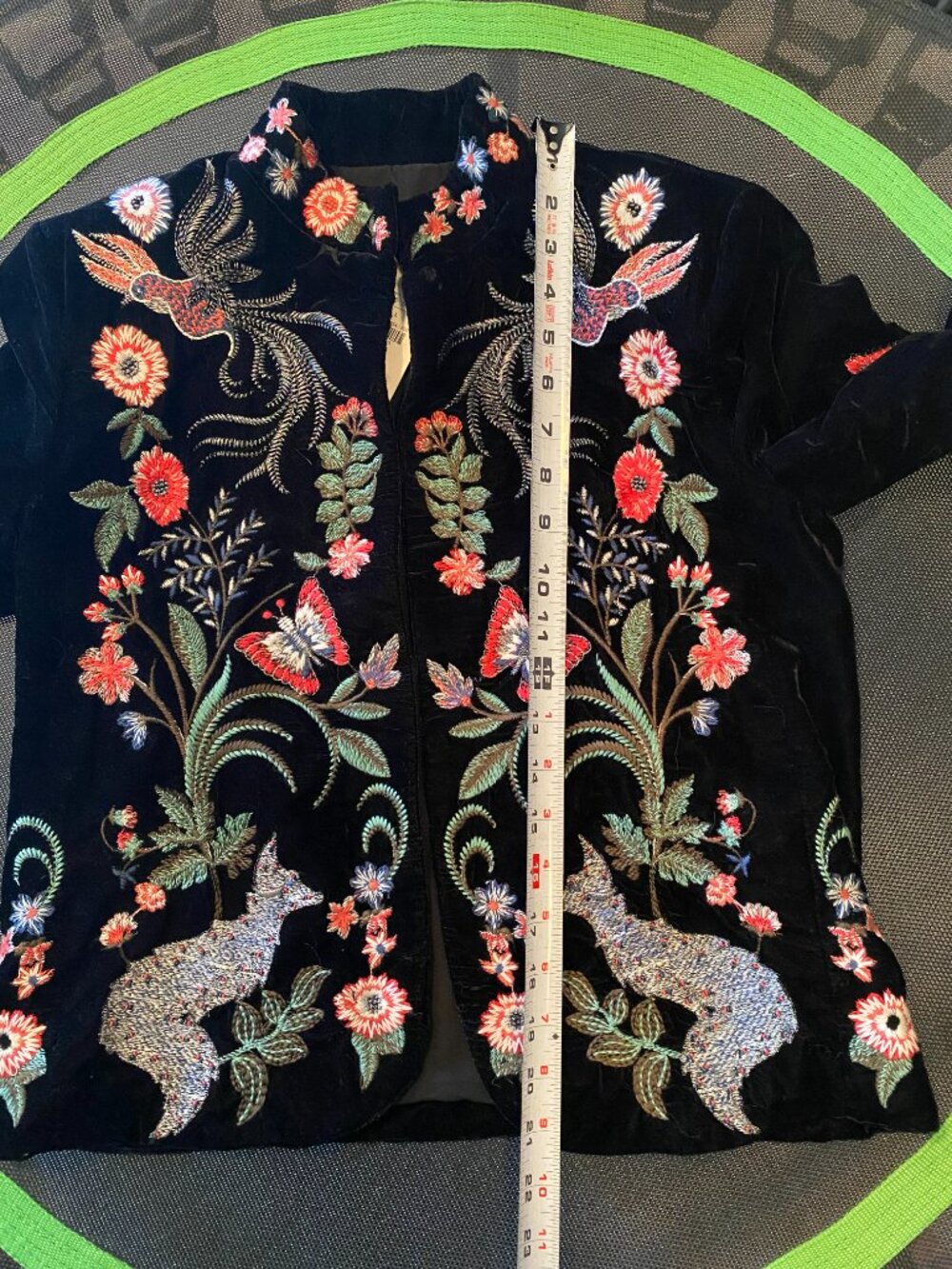 Zara Black Velvet Embroidered Floral & Bird Blazer - Picture 8 of 9